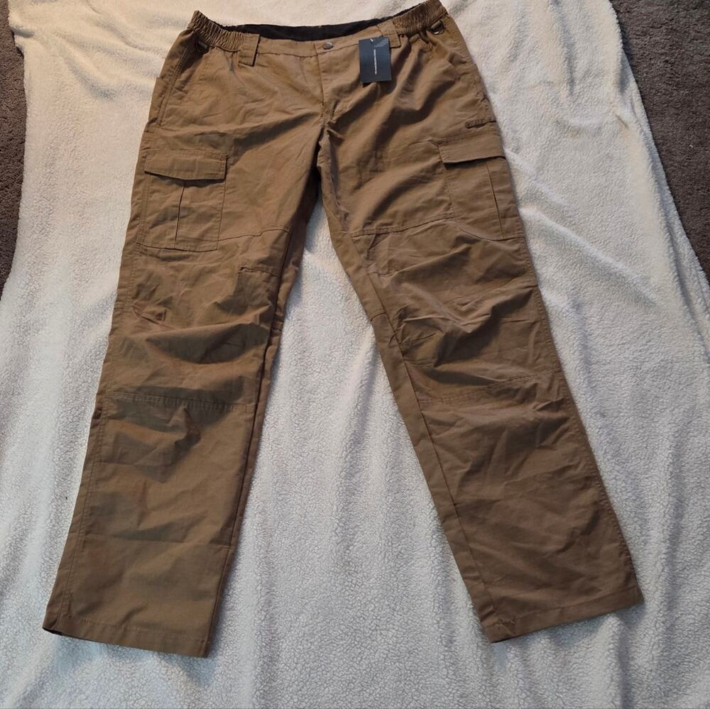 Men’s Khaki Cargo Pants 38W 34L Utility Work Tactical Pockets NWT